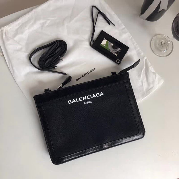 BALENCIAG巴黎世家 Bazar shopper手拿包 可斜挎 春夏百搭款 簡單優雅 隨意休閒  BL1632